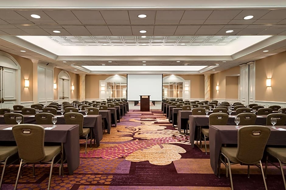 Crowne Plaza Englewood By IHG