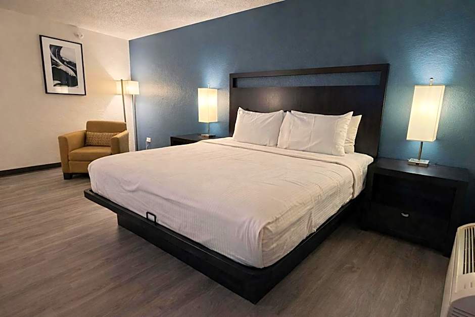 Express Inn & Suites