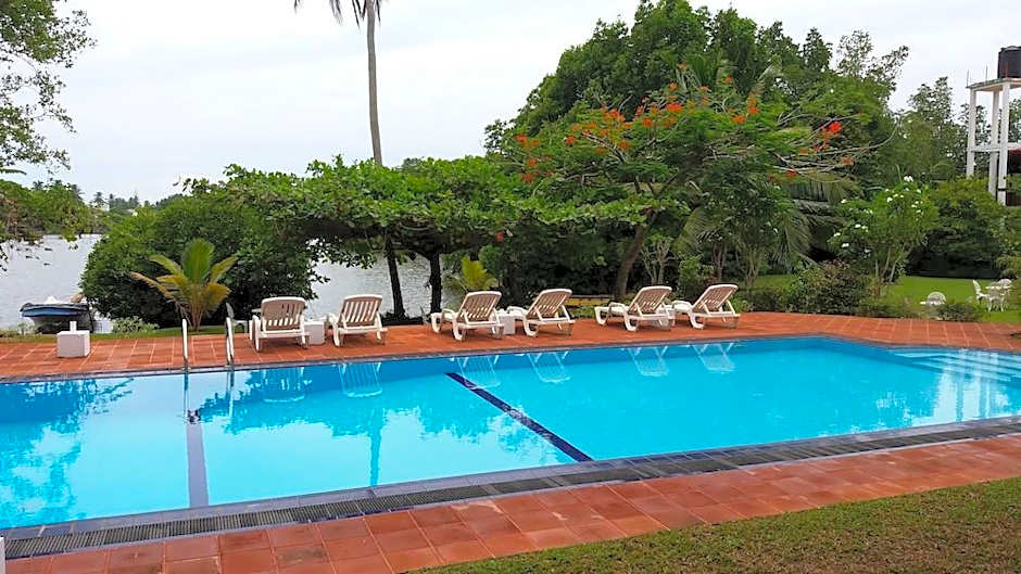 Waterside Bentota Hotel