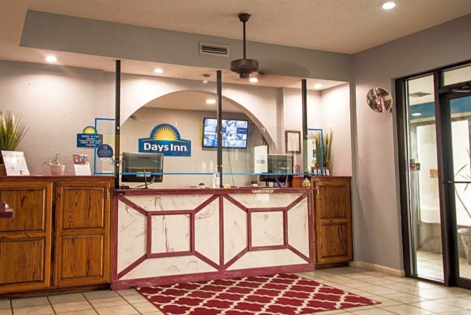 Days Inn by Wyndham Troy