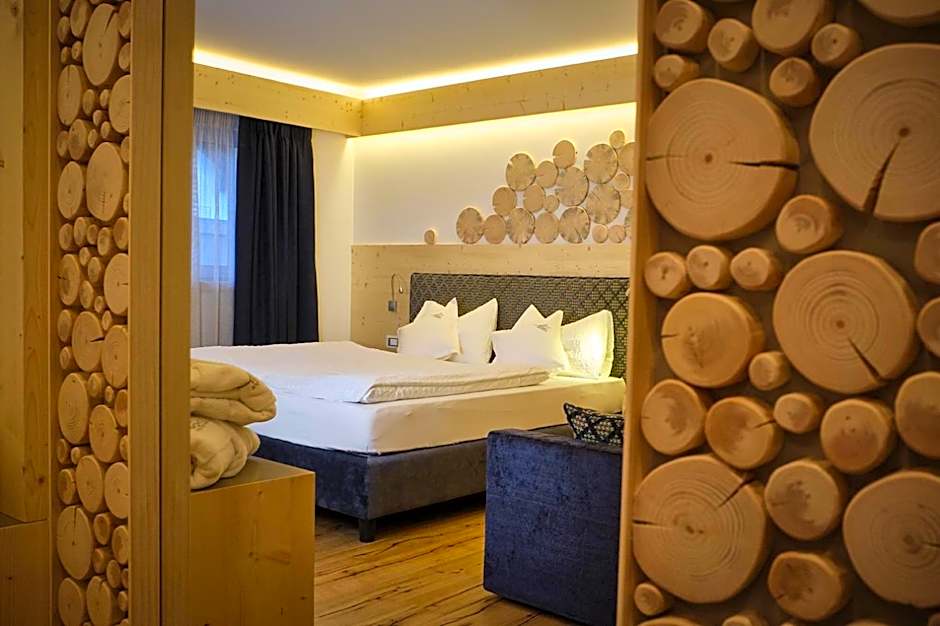 Cimon Dolomites Hotel