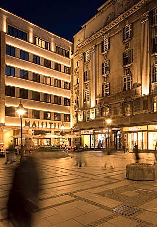 Hotel Majestic