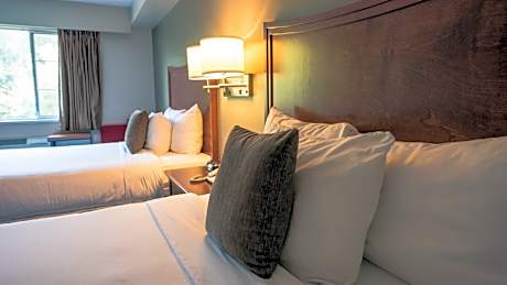 Queen Room with Two Queen Beds