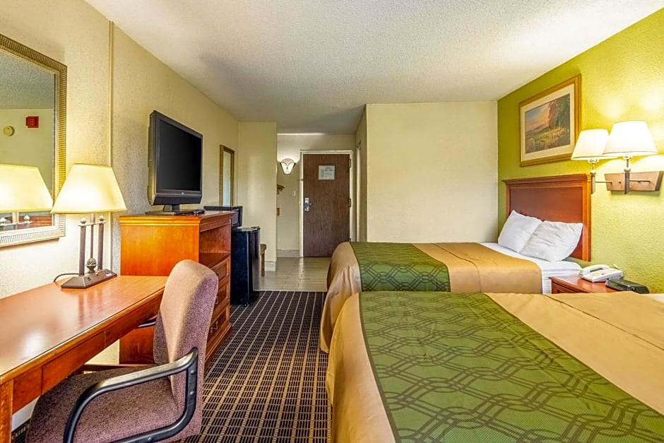 Rodeway Inn Central