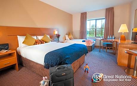 Family Room (2 Adults + 2 Child)