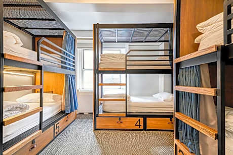 6-Bed Mixed Dormitory Room
