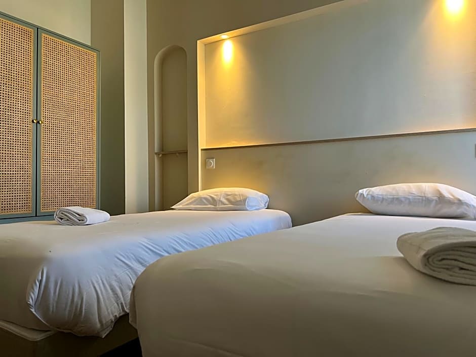 Adonis Sanary Grand Hôtel des Bains