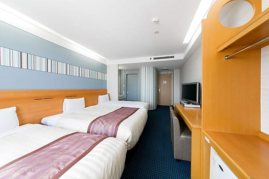 Vessel Hotel Ishigakijima