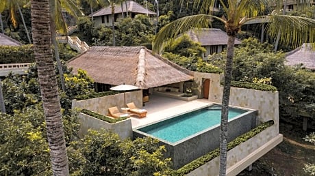 Infinity Pool Suite