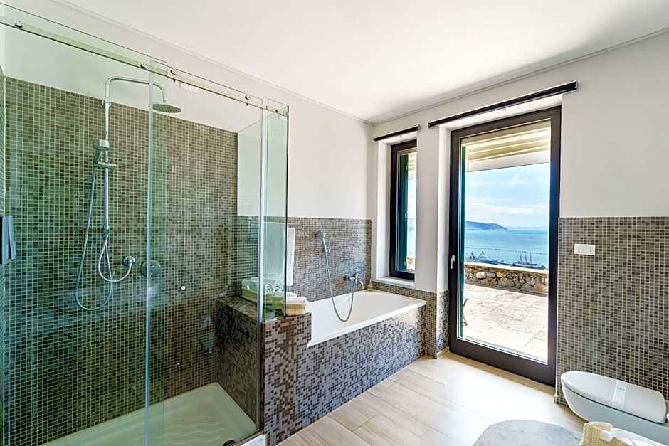 Miramare Apartments&Suites
