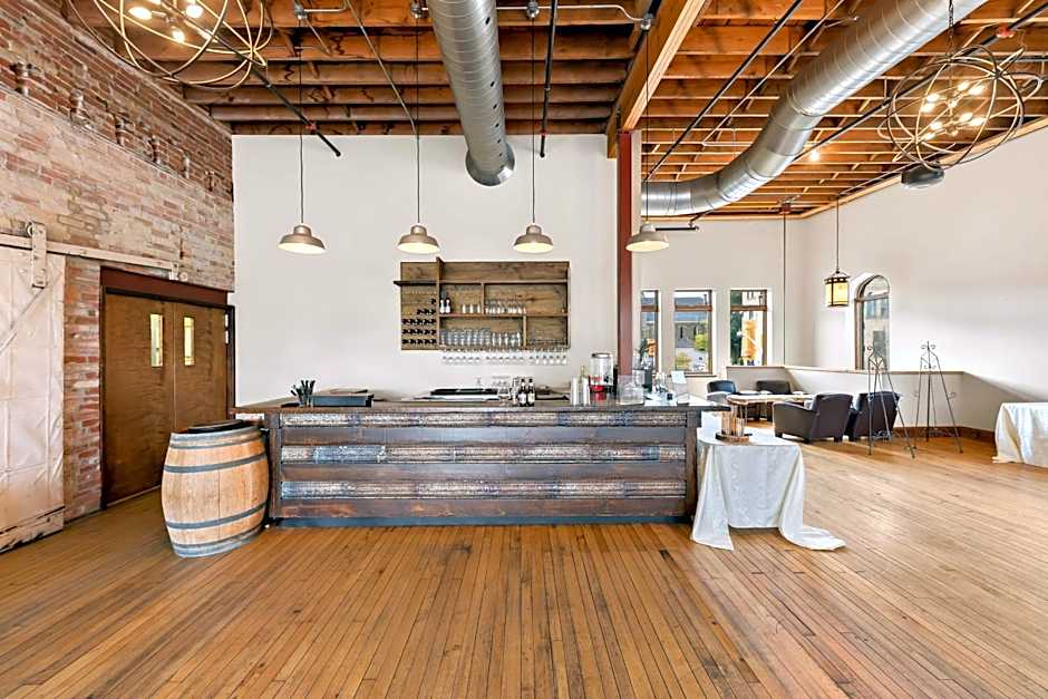 The Arlington Hotel - BW Signature Collection