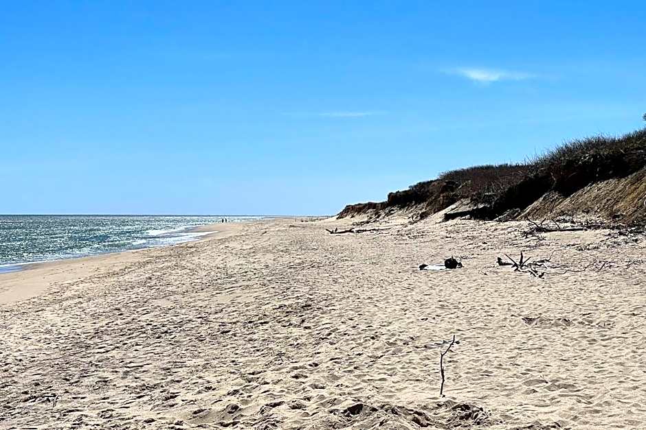 Endless Dunes, A Modern Motel