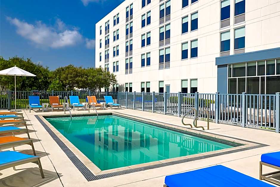 Aloft Plano