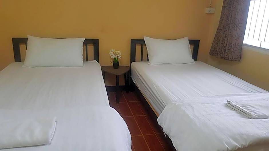 P.L.P Guesthouse - Mae Hong Son