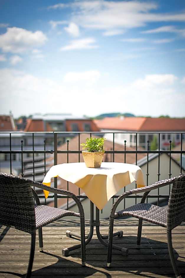 Hotel-Gasthof Höttl