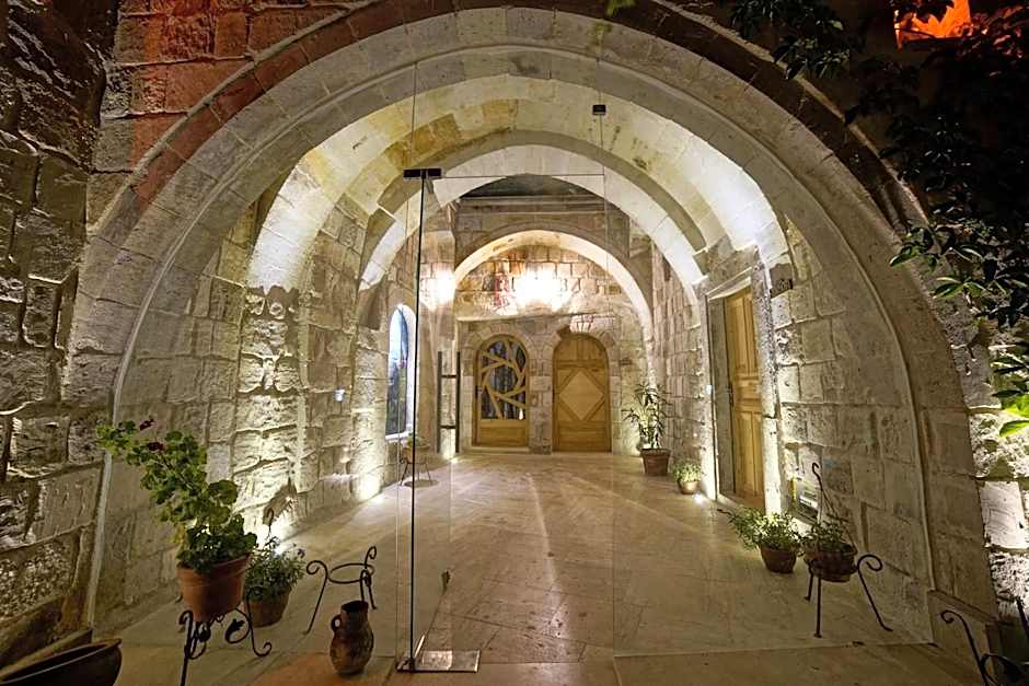 Panoramic Cave Hotel