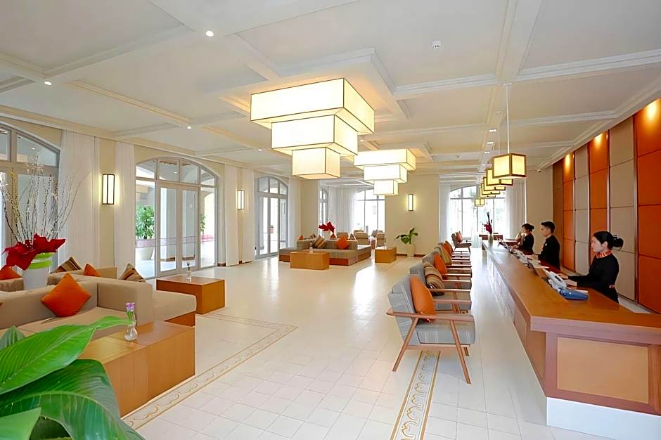 FLC Luxury Hotel Samson