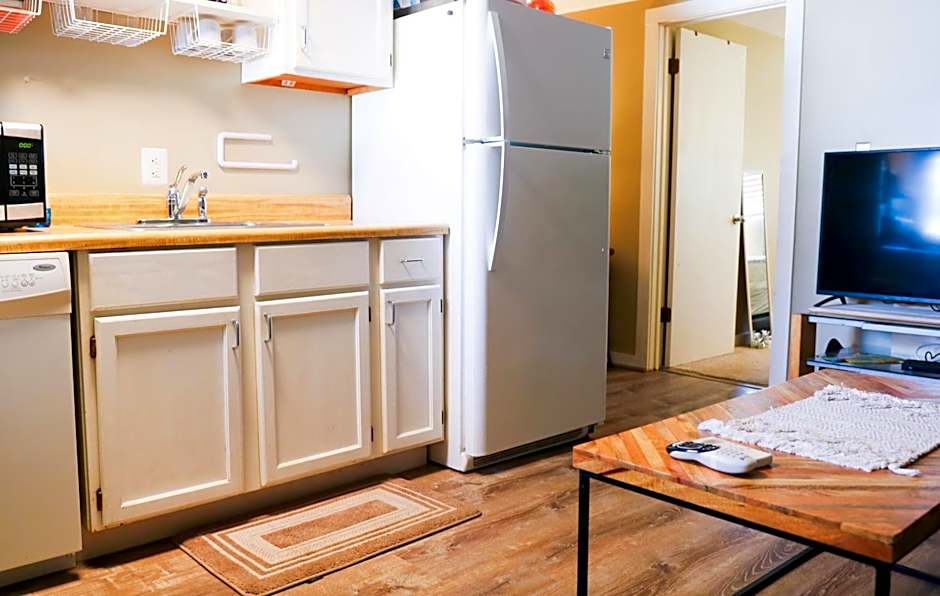 The Grand Guesthouse