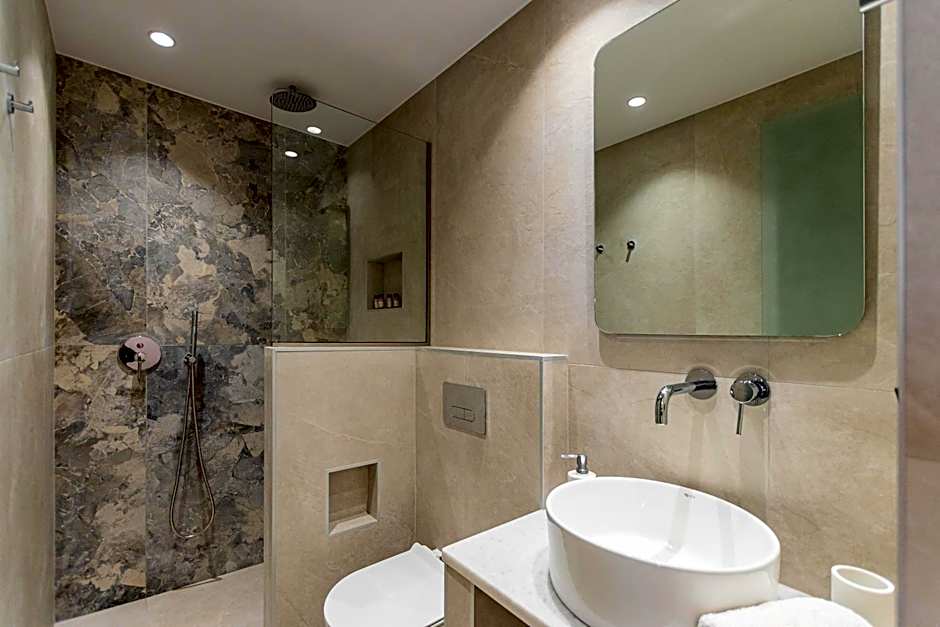 Adama's Suites Naxos