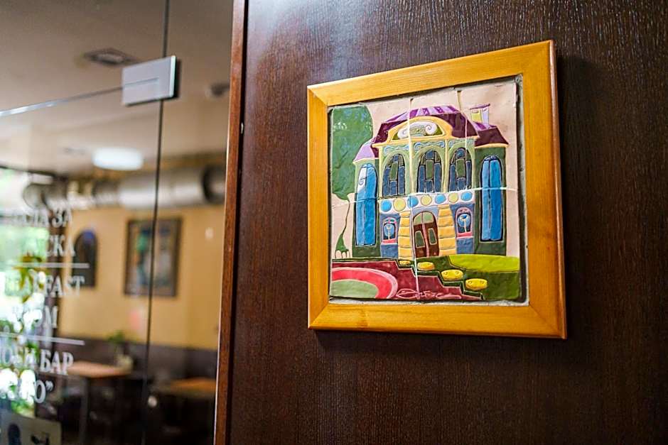 Hotel Ego - Parking Available - Top Central Location