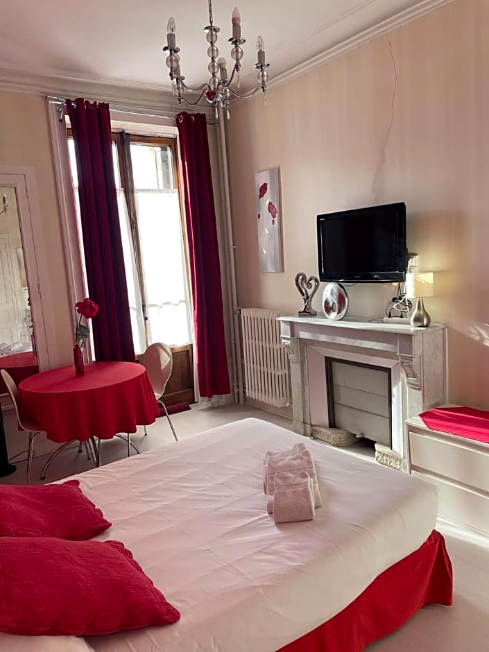 Authentic by Balladins, Hôtel Le Carré d'Aix