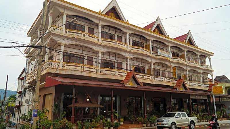 Champa Hotel