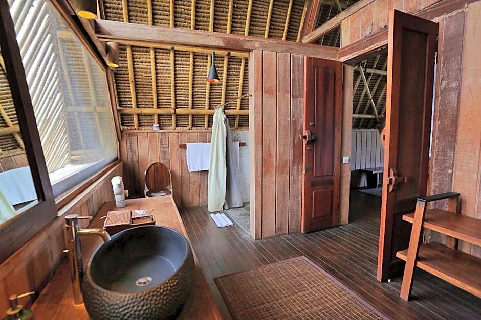 Jeeva Beloam Beach Camp