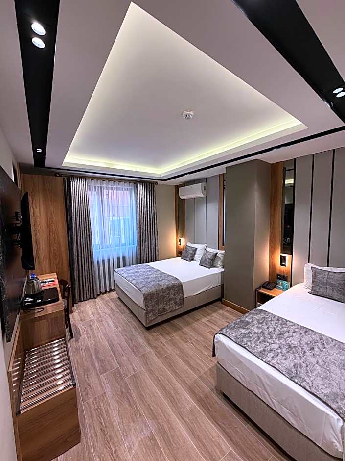 Nil Hotel