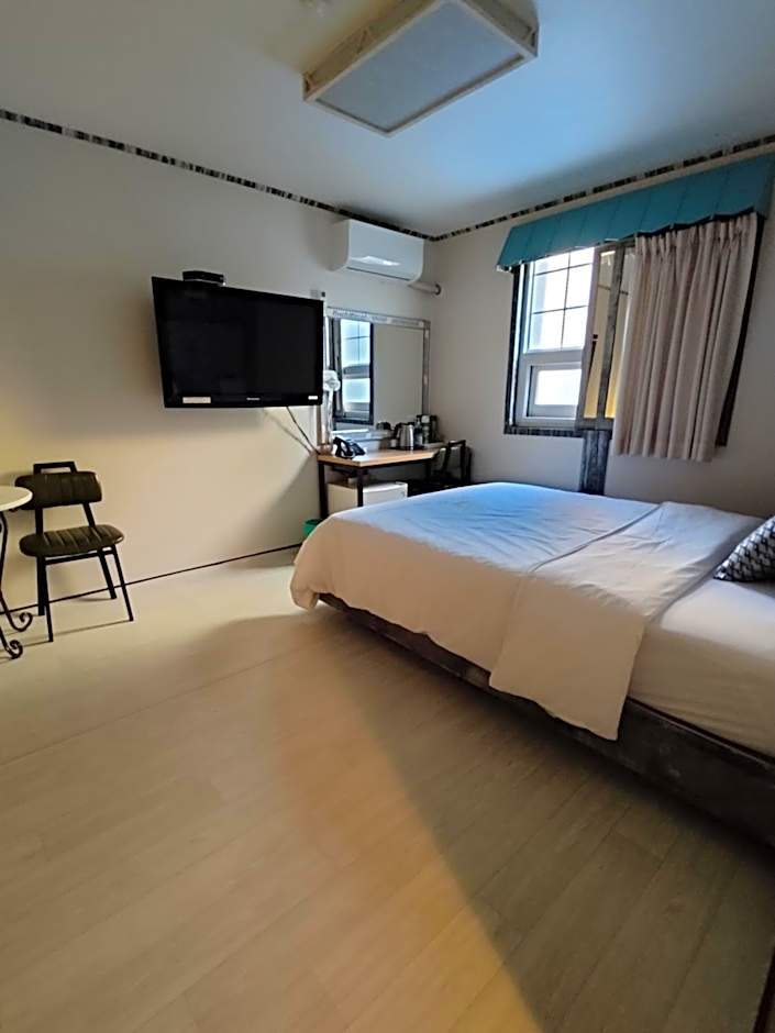 Athene Motel