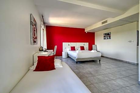 Triple Room