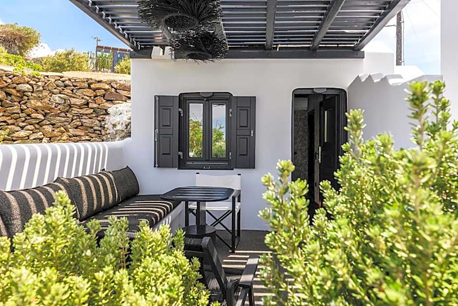 She Mykonos Boutique Hotel