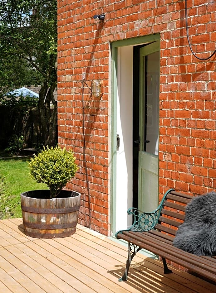 Bird & Carter Fonthill