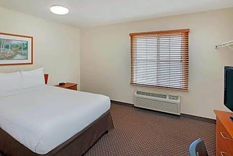 Standard Double Room with Roll-In Shower - Disability Access/Non-Smoking