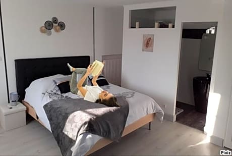 La Douce Parenthèse B&B entre bois et champs-Accueil motards