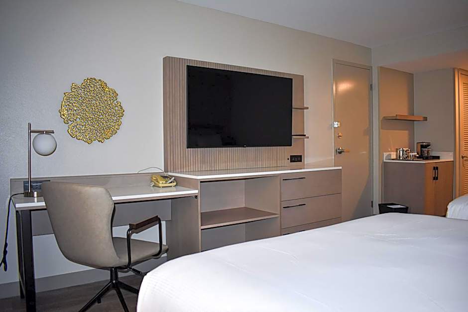 DoubleTree By Hilton Chicago - Oak Brook
