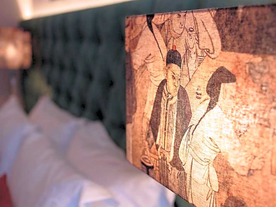 Dear Lisbon - Bordalo Palace Chiado