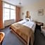 Continental Hotel-Pension