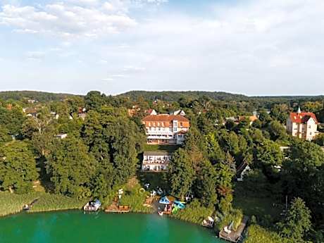 Strandhotel Vier Jahreszeiten Buckow