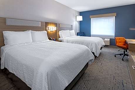 2 Queen Roll In Shower