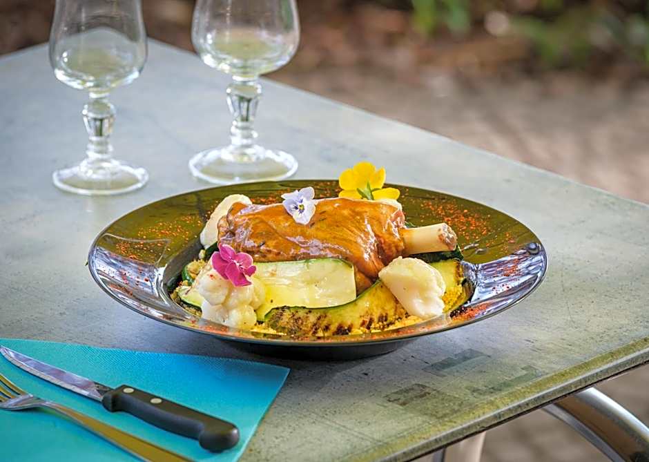 Charme Hôtel et Spa, Montbéliard Sud