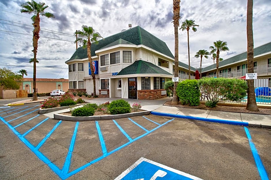 Motel 6-Yuma, AZ - East