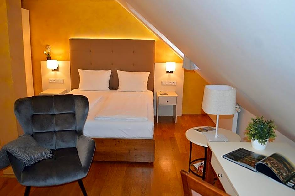 The Golden Wheel Boutique Hotel