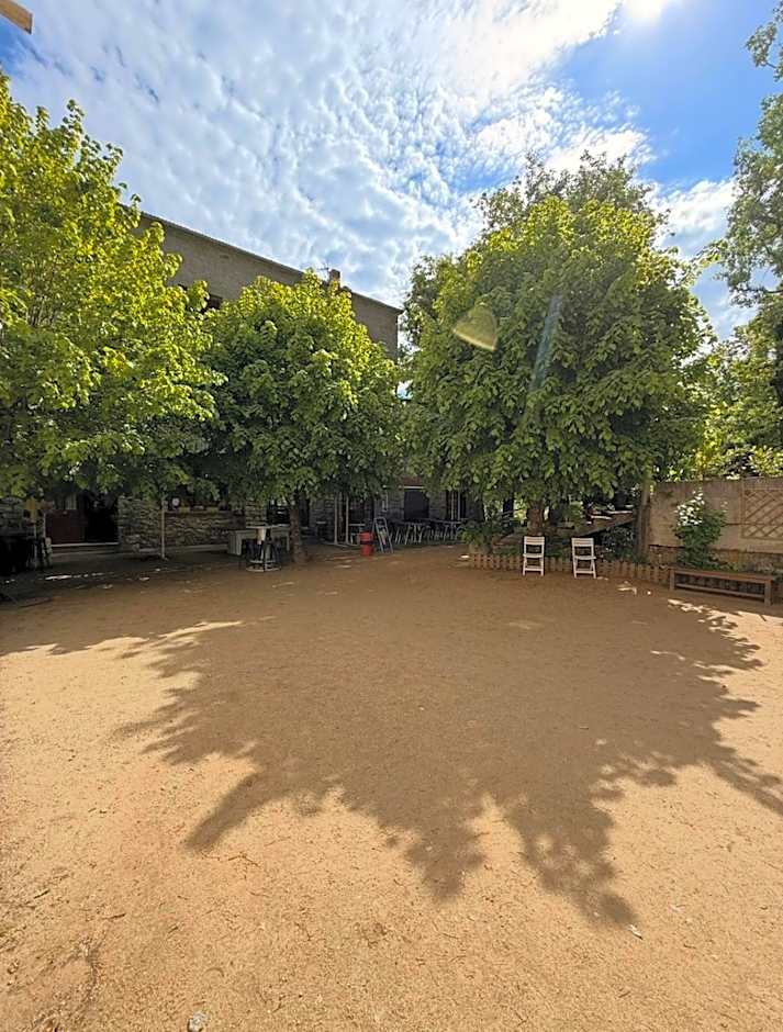 Hôtel - Pub Le Petit Bosquet