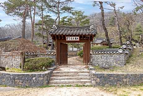 Chosun Royal Family Hotel