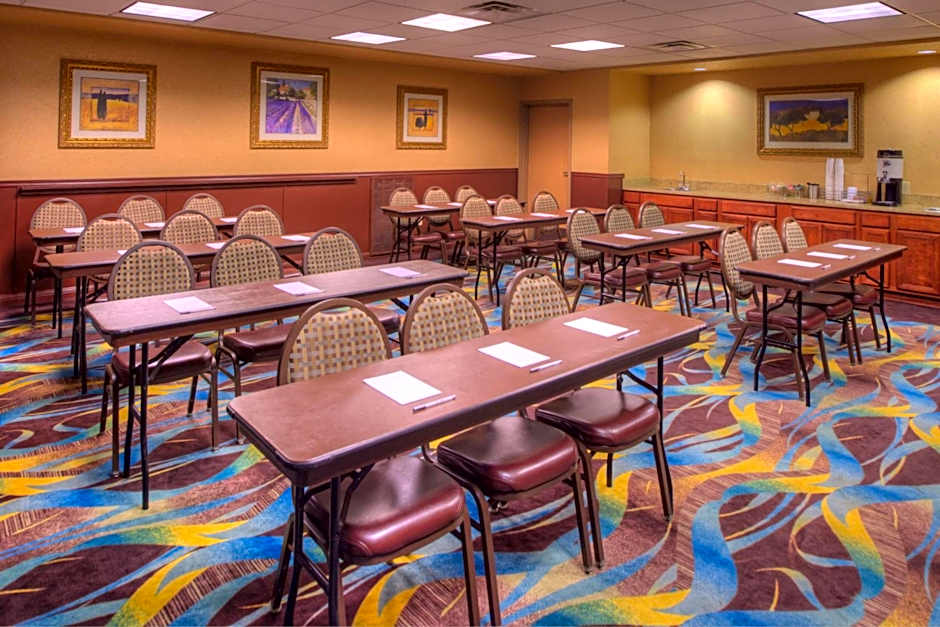 Hampton Inn By Hilton And Suites Ontario