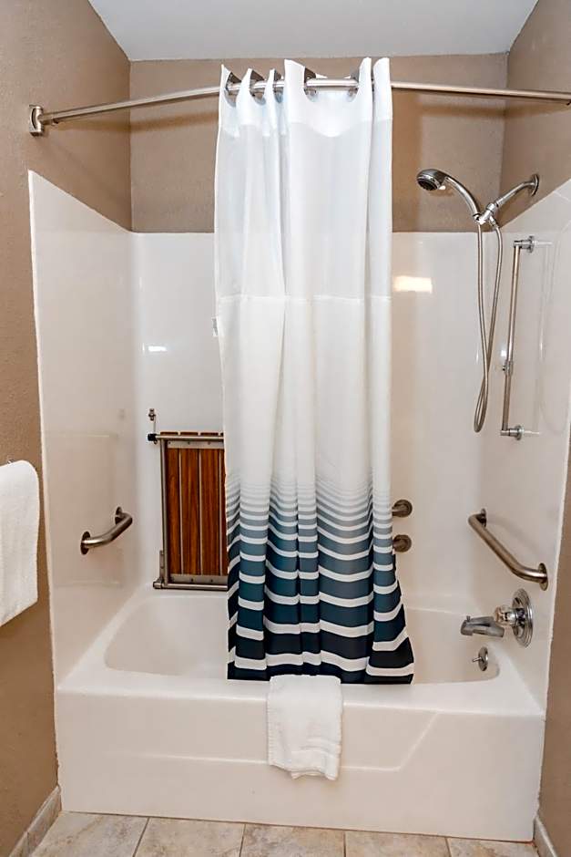 Carpenter Street Hotel