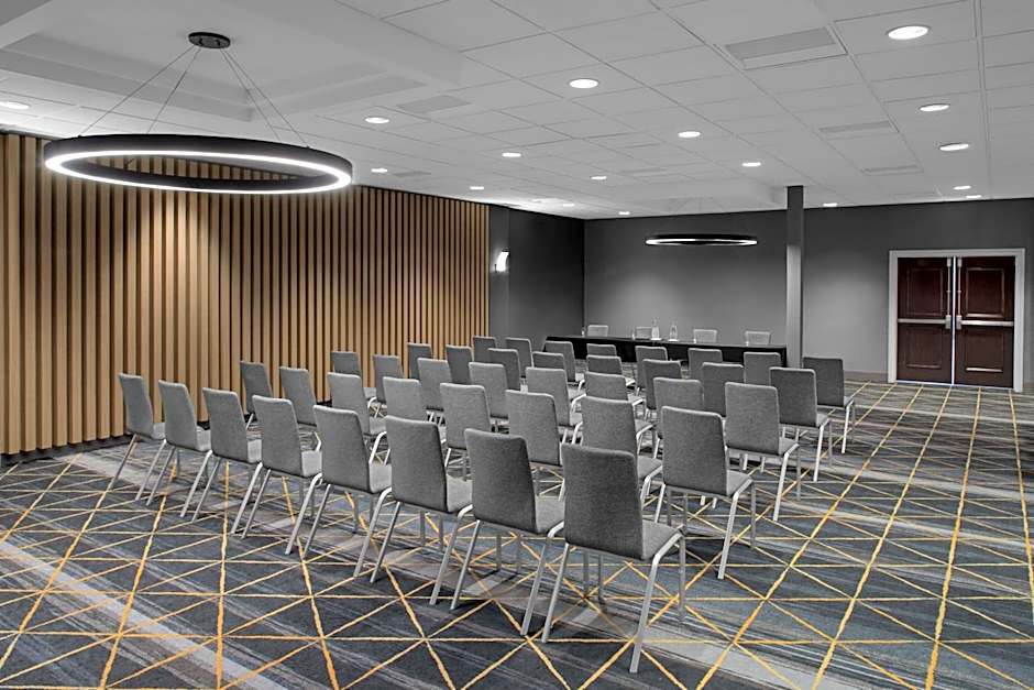 Holiday Inn Hasbrouck Heights-Meadowlands By IHG