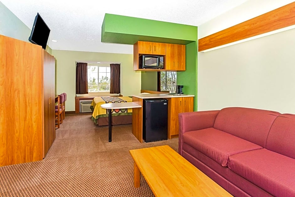 Super 8 by Wyndham Parker/SE Denver Area