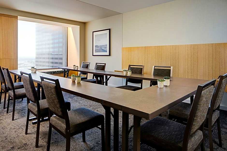 The Westin Galleria Dallas
