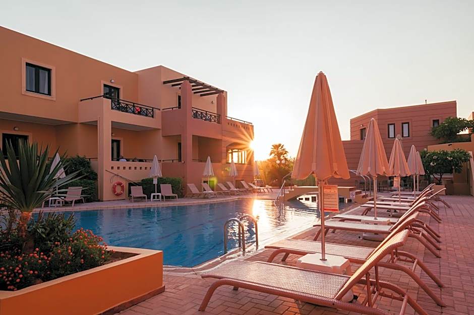 Silver Beach Hotel & Apartments